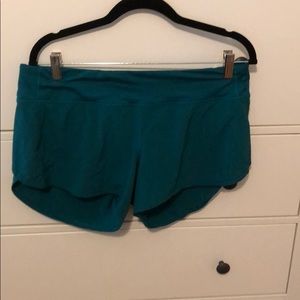 Size 10 lululemon speed up shorts